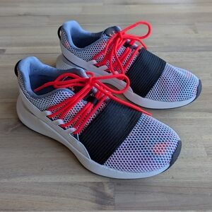 Under Armour Charged Breathe Sneakers (Women's 6.5)